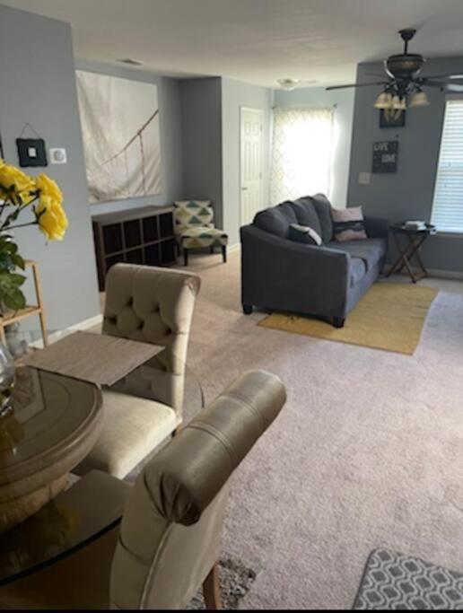 Beautiful Private Home Near Ft Jackson, Starbucks, Shopping And Dining! Columbia Esterno foto